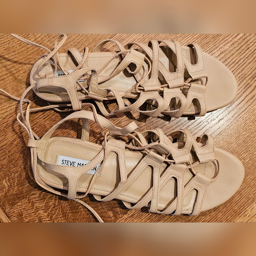 Steve Madden Guilly nude gladiator sandals size 11
